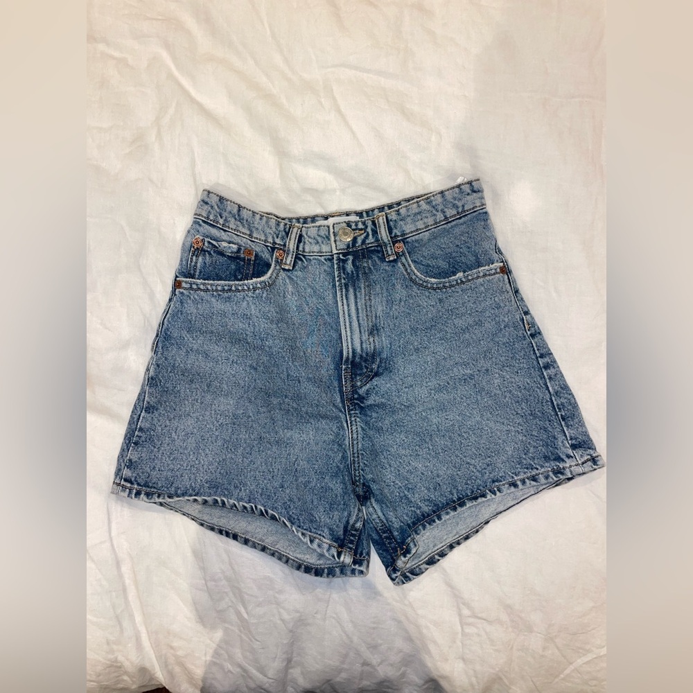 Zara Dad Jean Shorts